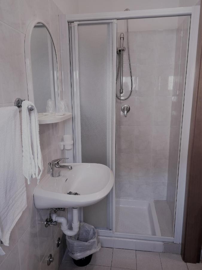 Hotel Casadei Римини Екстериор снимка